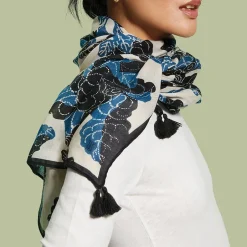 The Metropolitan Museum of Art Scarves & Wraps*Blue & White Stylized Birds Oversize Oblong Scarf