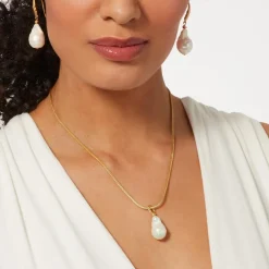 The Metropolitan Museum of Art Necklaces*Cypriot Twist Pearl Pendant Necklace