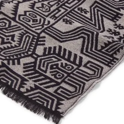 The Metropolitan Museum of Art Scarves & Wraps*Peruvian Patterns Unisex Wool-Blend Scarf